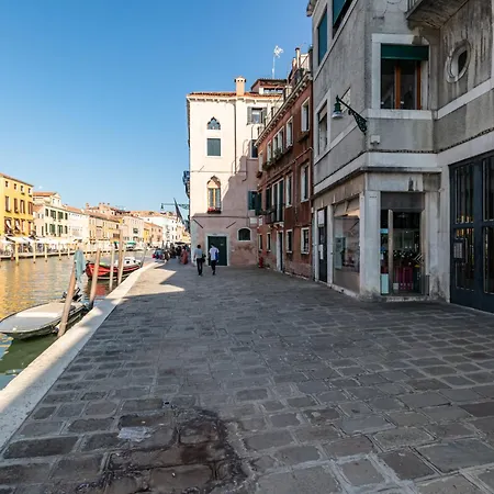 Charming In Venice!